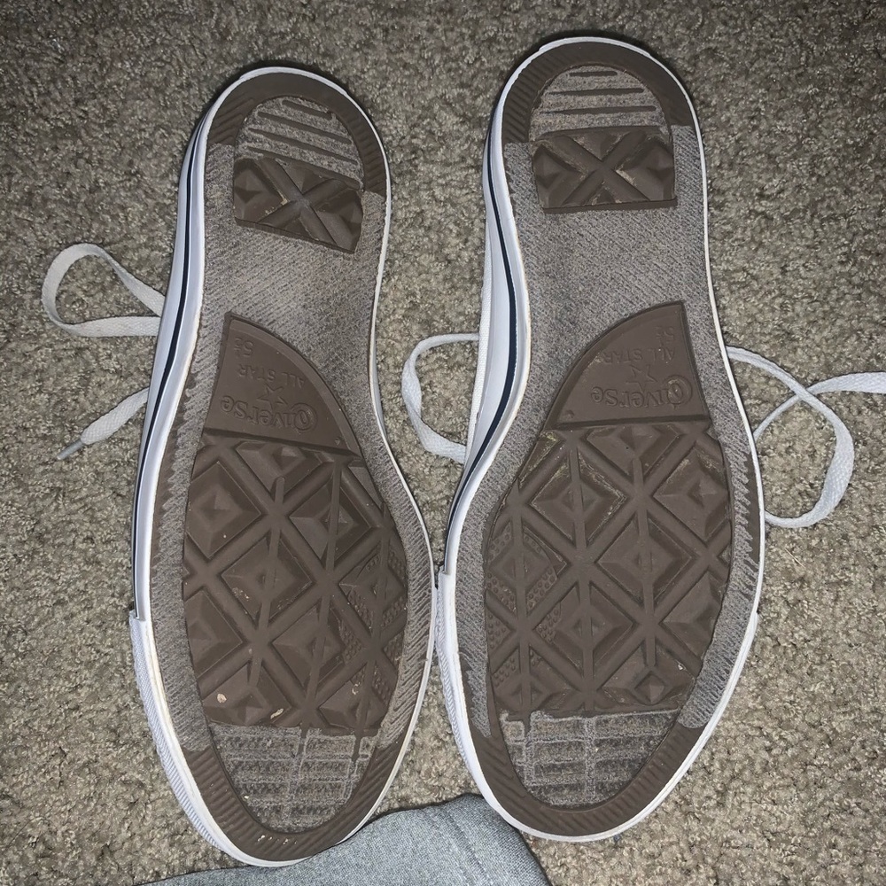 Converse - Picture 3 of 4